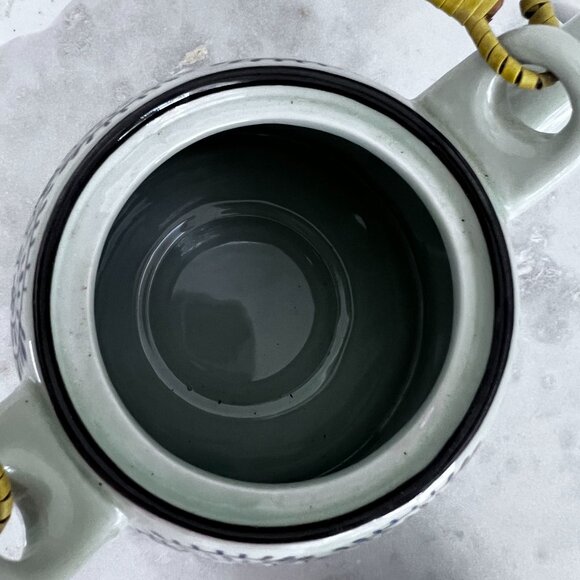 Iga Ware Handcrafted Ceramic Teapot Bamboo Handle Blue White Swirl Design Vtg - Picture 10 of 12